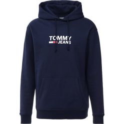 Tommy Jeans CORP LOGO HOODIE Bluza z kapturem blue. Bluzy marki Tommy Jeans. Za 419.00 zł.