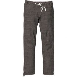 Spodnie chino z batystu Regular Fit bonprix czarny melanż. Eleganckie spodnie bonprix. Za 99.99 zł.