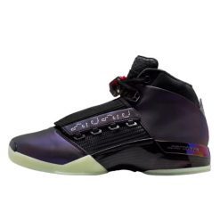 Air Jordan 17 Retro Doernbecher Zach Rumbaugh. Czarne buty do koszykówki Jordan, bez zapięcia, do koszykówki. Za 2,720.31 zł.