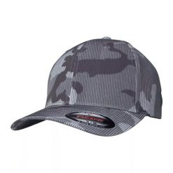 Czapka Z Daszkiem Stripe Camo. Zielone czapki z daszkiem FLEXFIT, bez wzorów, z elastanu. Za 84.99 zł.