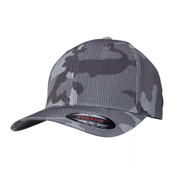 Czapka Z Daszkiem Stripe Camo. Zielone czapki z daszkiem FLEXFIT, bez wzorów, z elastanu. Za 84.99 zł.