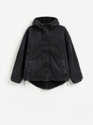 Jeansowa kurtka z ociepleniem - czarny. Czarne kurtki Reserved, l, bez wzorów, z denimu, bez kaptura. Za 259.99 zł.