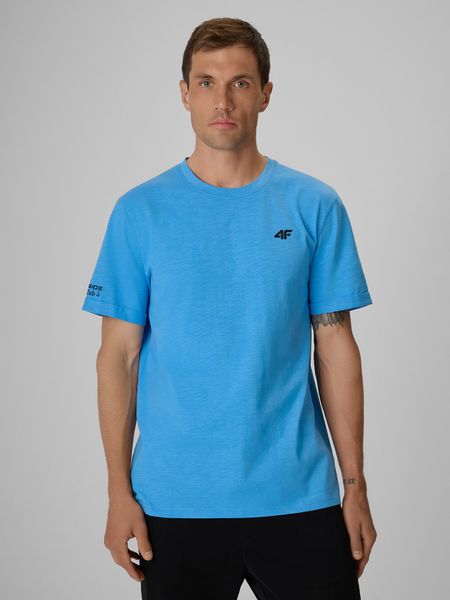 4F T-shirt regular gładki męski - niebieski S. Niebieskie t-shirty 4F, m, bez wzorów, z bawełny, bez kołnierzyka, bez ramiączek. Za 69.99 zł.