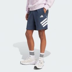 Szorty Future Icons 3-Stripes. Fioletowe szorty Adidas, xl, bez wzorów, sportowe. Za 199.00 zł.