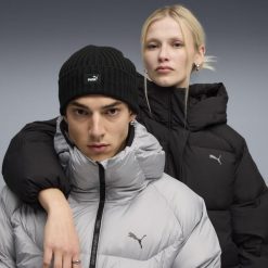 Prążkowana czapka beanie Essentials PUMA. Czarne czapki zimowe Puma, bez wzorów, prążkowane. Za 79.00 zł.