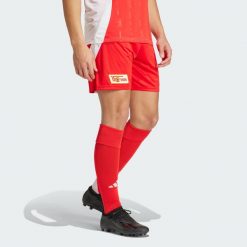 Szorty 1. FC Union Berlin 24/25 Home. Białe szorty Adidas, m, bez wzorów, z materiału, sportowe. Za 199.00 zł.