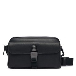 Saszetka Calvin Klein. Czarne torby na ramię CALVIN KLEIN, bez wzorów, małe, bez dodatków. Za 409.99 zł.