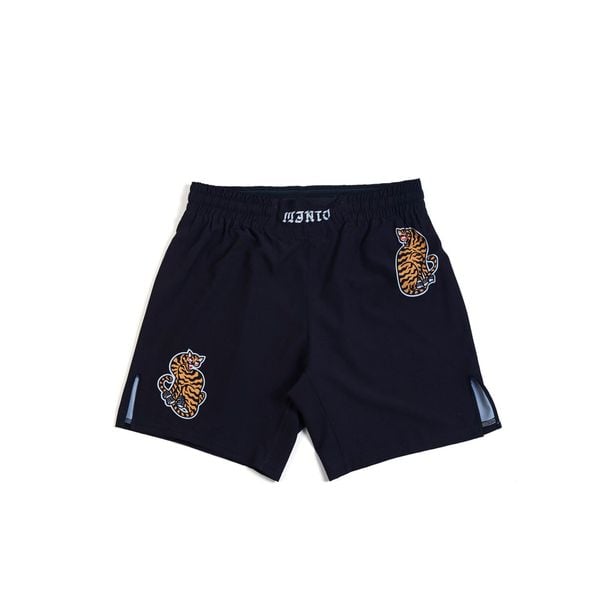 MANTO lekkie spodenki TIGERS XL. Czarne szorty Manto, m, bez wzorów, sportowe. Za 169.00 zł.