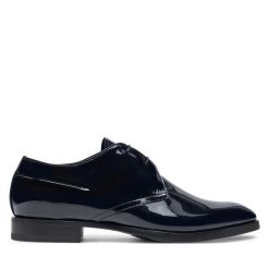 Półbuty Fabi. Czarne eleganckie półbuty Fabi, bez wzorów, bez obcasa, bez zapięcia. Za 779.99 zł.