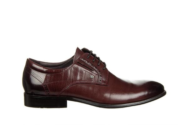 Półbuty John Doubare D788-159-626 Red 104231, Brązowy, Skóra naturalna - 45. Brązowe eleganckie półbuty John Doubare, bez wzorów, ze skóry, bez obcasa, bez zapięcia. W wyprzedaży za 524.99 zł.