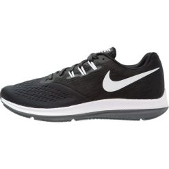 Nike Performance ZOOM WINFLO 4 Obuwie do biegania treningowe black/white/dark grey. Buty do biegania marki Nike Performance. W wyprzedaży za 356.15 zł.