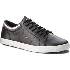 Sneakersy TOMMY HILFIGER - Essential Leathermix Low Sneaker FM0FM01632 Black 990. Buty sportowe casual marki Tommy Hilfiger. W wyprzedaży za 279.00 zł.