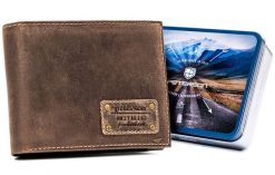 Portfel męski Peterson PTN 304G brązowy. Brązowe portfele Peterson, bez wzorów, z nubiku. Za 159.99 zł.