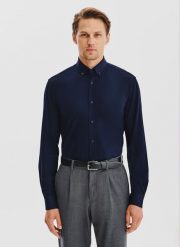 PAKO LORENTE – Granatowa koszula z bawełną. Koszule Pako Lorente, m, bez wzorów, z bawełny, bez kołnierzyka, bez ramiączek. Za 199.99 zł.