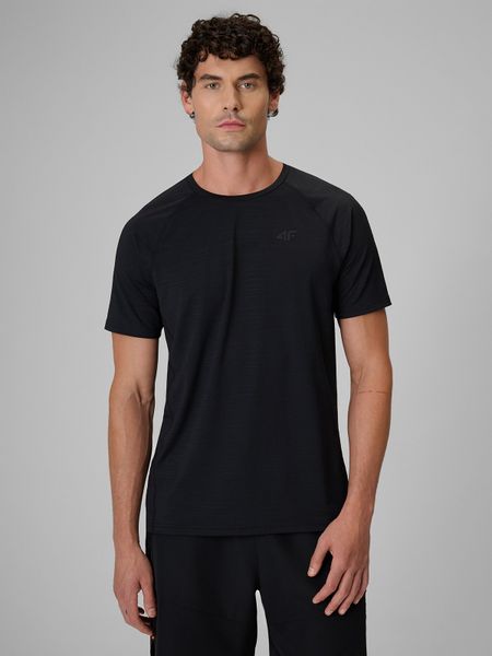 4F Koszulka treningowa szybkoschnąca męska - czarna XL. Czarne t-shirty 4F, bez wzorów, z tkaniny, bez ramiączek, na fitness i siłownię. Za 129.99 zł.