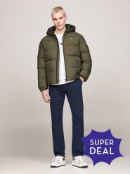 TOMMY JEANS Kurtka zimowa w kolorze khaki rozmiar: 3XL. Brązowe kurtki Tommy Jeans, na zimę, xl, bez wzorów, z jeansu, bez kaptura. Za 486.58 zł.