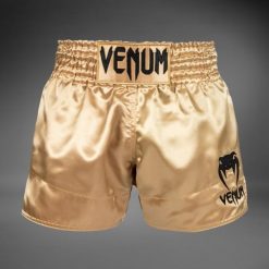Spodenki tajskiego boksu Venum Classic. Krótkie spodenki sportowe VENUM, m, bez wzorów, z materiału. Za 207.46 zł.