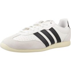 Buty ADIDAS JR4618 Biały. Białe buty turystyczne Adidas, bez wzorów, z tkaniny, bez zapięcia, trekkingowe. Za 304.65 zł.