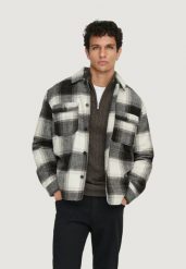Kurtka anorak Mężczyzna ONLY & SONS Onszack Overshirt Otw Noos. Czarne kurtki Only & Sons, m, bez wzorów, z dzianiny, bez kaptura. Za 322.10 zł.