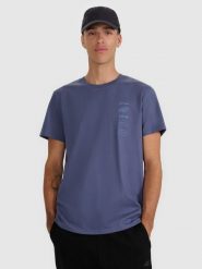 4F T-shirt regular z nadrukiem męski - granatowy L. Niebieskie t-shirty 4F, l, bez wzorów, z bawełny, bez kołnierzyka, bez ramiączek. Za 59.99 zł.