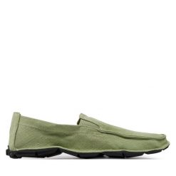 Półbuty Vibram Fivefingers. Zielone eleganckie półbuty Vibram Fivefingers, bez wzorów, bez obcasa, bez zapięcia. Za 289.99 zł.