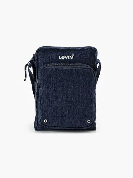 Levi's Torebka w kolorze granatowym - 15 x 20 x 4 cm rozmiar: onesize. Niebieskie torby na ramię Levi's®, bez wzorów, z materiału, na ramię, małe, bez dodatków. Za 87.40 zł.