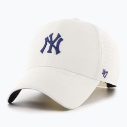 Czapka z daszkiem 47 Brand New York Yankees Vent MVP. Białe czapki z daszkiem 47 Brand, na zimę, bez wzorów. Za 159.99 zł.
