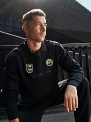 4F Longsleeve polo męski 4F x Robert Lewandowski - czarny XL. Czarne koszulki polo 4F, m, bez wzorów, z dzianiny, bez kołnierzyka, bez ramiączek. Za 159.99 zł.