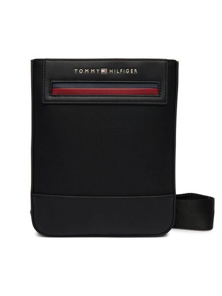 Tommy Hilfiger Saszetka Th Foundation Mini Crossover AM0AM14157 Czarny. Czarne saszetki i nerki Tommy Hilfiger, bez wzorów, ze skóry. Za 329.99 zł.