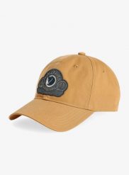 Czapka z daszkiem Fjallraven Classic Badge Cap. Brązowe czapki z daszkiem Fjällräven, na lato, bez wzorów, z bawełny. Za 164.99 zł.