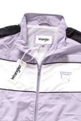 KURTKA WRANGLER ZIP THRU JACKET HEIRLOOM LILAC W4769WDGE 112129054. Białe kurtki Wrangler, l, bez wzorów, bez kaptura. Za 269.99 zł.