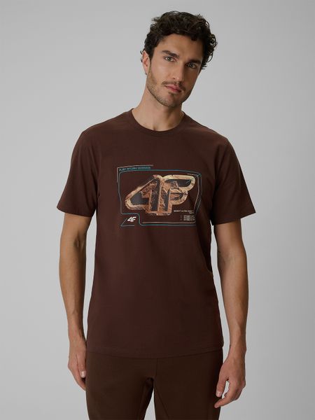 4F T-shirt regular z nadrukiem męski - brązowy S. Brązowe t-shirty 4F, m, bez wzorów, z materiału, bez kołnierzyka, bez ramiączek. Za 79.99 zł.
