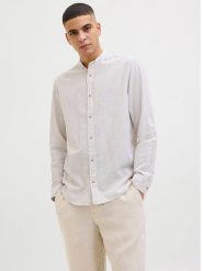 Jack & Jones Koszula - Regular fit - w kolorze biało-beżowym rozmiar: M. Białe koszule Jack & Jones, m, bez wzorów, z bawełny, bez kołnierzyka, bez ramiączek. Za 99.45 zł.