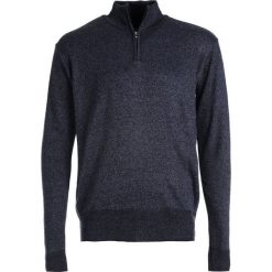 Ciemnoniebieski Sweter Holborn. Niebieskie swetry nierozpinane Born2be, na jesień, l, bez wzorów, bez kołnierzyka, bez ramiączek. Za 59.99 zł.