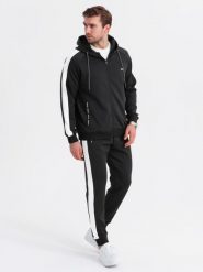 Komplet dresowy męski oldschool bluza rozpinana z kapturem + spodnie joggery - czarny V1 - Rozmiar: XL. Czarne bluzy Ombre Clothing, m, z aplikacjami, z dresówki, bez kaptura. Za 379.99 zł.