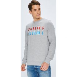 Tommy Jeans - Bluza. Bluzy marki Tommy Jeans. W wyprzedaży za 199.90 zł.