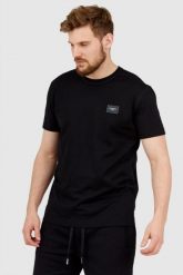 DOLCE & GABBANA Czarny t-shirt męski z aplikacją z logo. Czarne t-shirty Dolce and Gabbana, m, z aplikacjami, prążkowane, bez kołnierzyka, bez ramiączek. W wyprzedaży za 899.99 zł.