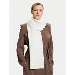 Szalik Calvin Klein. Brązowe szaliki CALVIN KLEIN, bez wzorów. Za 299.99 zł.
