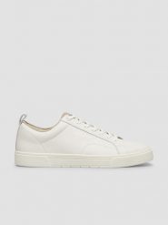 S.Oliver Skórzane sneakersy w kolorze białym rozmiar: 45. Białe buty sportowe casual S.Oliver, bez wzorów, bez zapięcia. Za 193.24 zł.