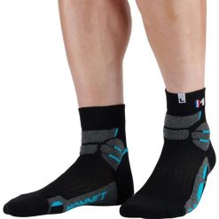 Skarpetki Monnet Mid Expert. Niebieskie skarpety MONNET, bez wzorów, z materiału. Za 109.50 zł.