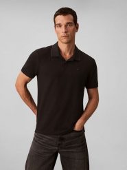 Calvin Klein Koszulka polo w kolorze czarnym rozmiar: M. Czarne koszulki polo CALVIN KLEIN, m, bez wzorów, z bawełny, bez kołnierzyka, bez ramiączek. Za 173.99 zł.