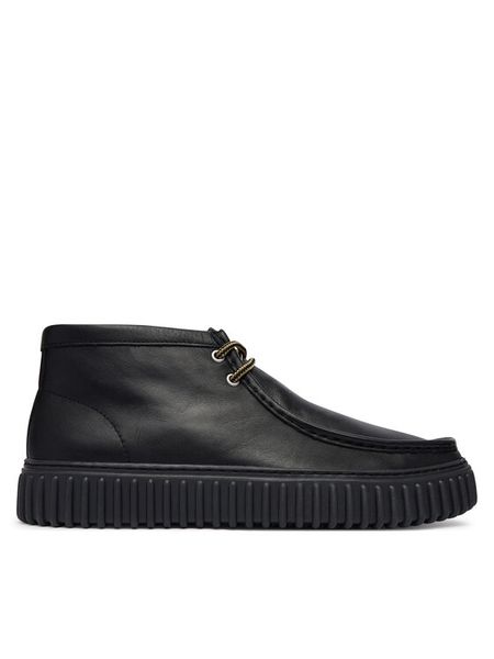 Clarks Trzewiki Torhill Hi 26178264 Czarny. Czarne botki sznurowane Clarks, bez wzorów, bez obcasa, bez zapięcia. Za 519.99 zł.