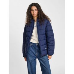 Kurtka puchowa Hummel Lightweight. Niebieskie kurtki Hummel, na jesień, bez wzorów, z puchu, bez kaptura. Za 343.00 zł.