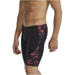 Spodenki treningowe do kolan TYR Triadic 610 - jammery. Czerwone krótkie spodenki sportowe TYR, l, bez wzorów. Za 239.00 zł.