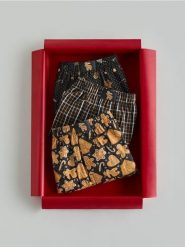 Bokserki ze świątecznym wzorem 3 pack - beżowy. Brązowe bokserki Reserved, l, bez wzorów. Za 79.99 zł.