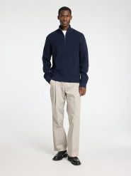 SELECTED HOMME Sweter "Theo" w kolorze granatowym rozmiar: M. Niebieskie swetry nierozpinane Selected Homme, m, bez wzorów, z bawełny, bez kołnierzyka, bez ramiączek. Za 123.82 zł.