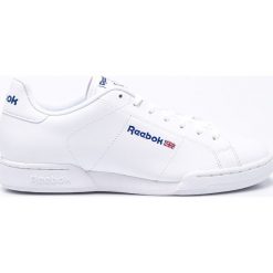 Reebok Classic - Buty. Białe buty sportowe casual Reebok Classic, bez wzorów, z materiału, z okrągłym noskiem, bez zapięcia, reebok classic. W wyprzedaży za 219.90 zł.