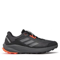 Buty do biegania adidas. Szare buty do biegania Adidas, bez wzorów, bez zapięcia, do biegania, adidas terrex. Za 349.99 zł.