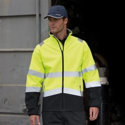 Ochronna Męska Kurtka Softshell Z Nadrukiem. Czarne kurtki RESULT, l, bez wzorów, z materiału, bez kaptura. Za 196.99 zł.