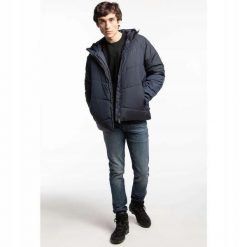 KURTKA ZIMOWA MĘSKA Jack Wolfskin EISBACH JKT M 1207001_1010 (XXL). Niebieskie kurtki Jack Wolfskin, na zimę, m, bez wzorów, z dresówki, bez kaptura. Za 1,029.01 zł.